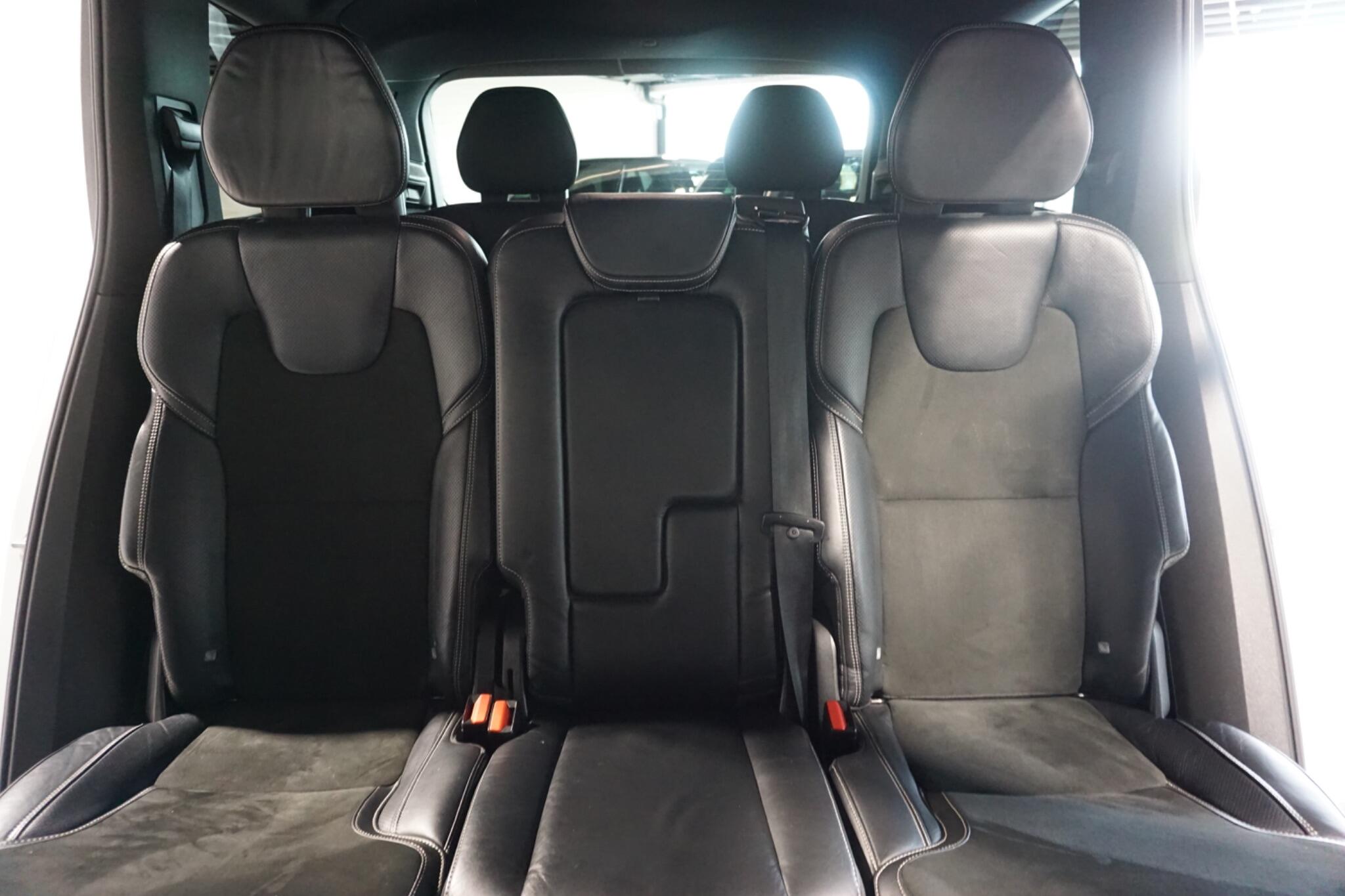 Volvo XC90 2.0 D5 PowerPulse R-Design SUV 5dr Diesel Auto 4WD Euro 6 (s/s) (235 ps)